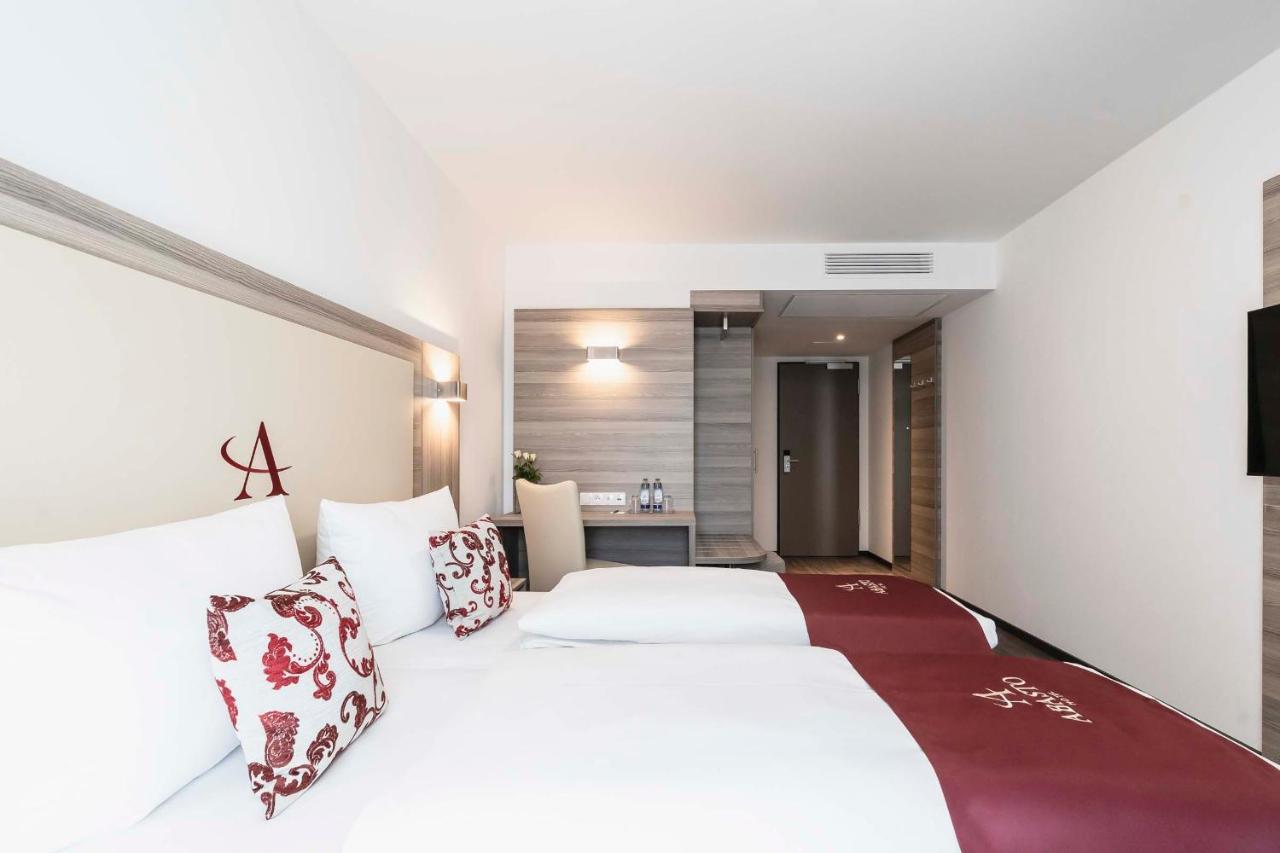 Abasto Hotel Muenchen Feldmoching Экстерьер фото